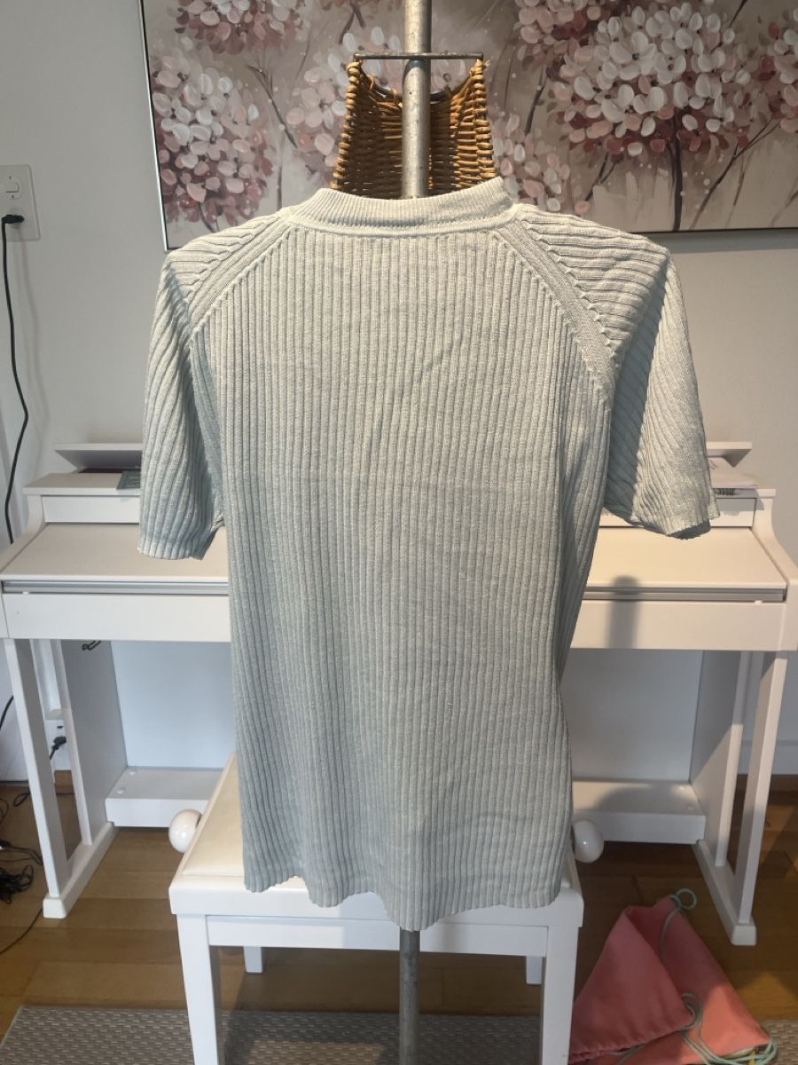 T-shirt: Strickshirt hellblau, Baumwolle, 40/42 – Usato da Solothurn venduto da Bobesch08 3