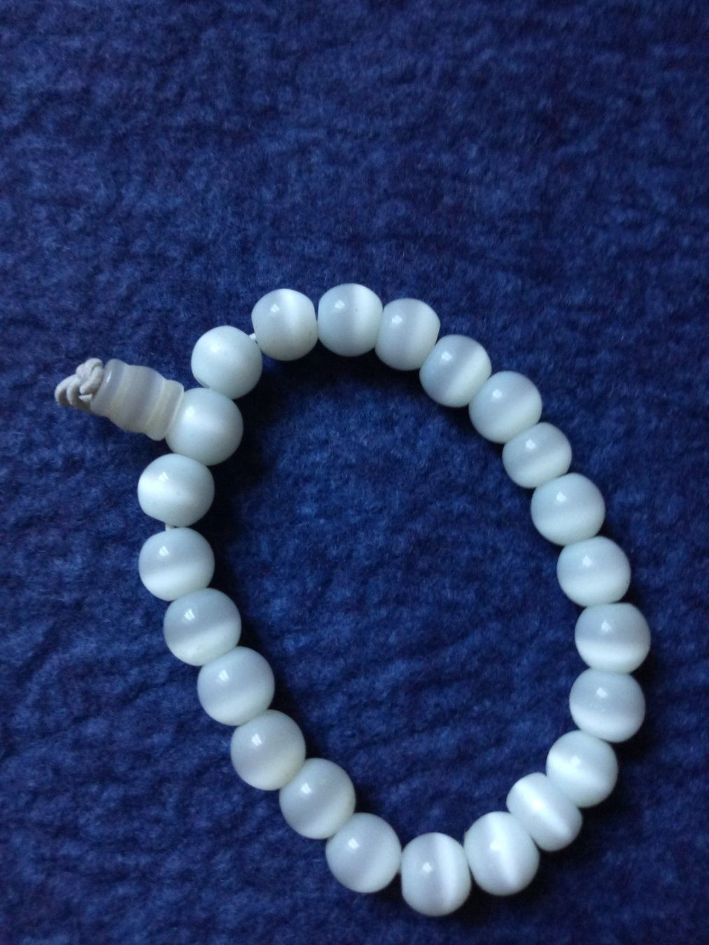 Bracciali & Braccialetti: Modeschmuck Armband weiss schimmernd – Nuovo (secondo la descrizione) da Beckenried venduto da Havacola 1