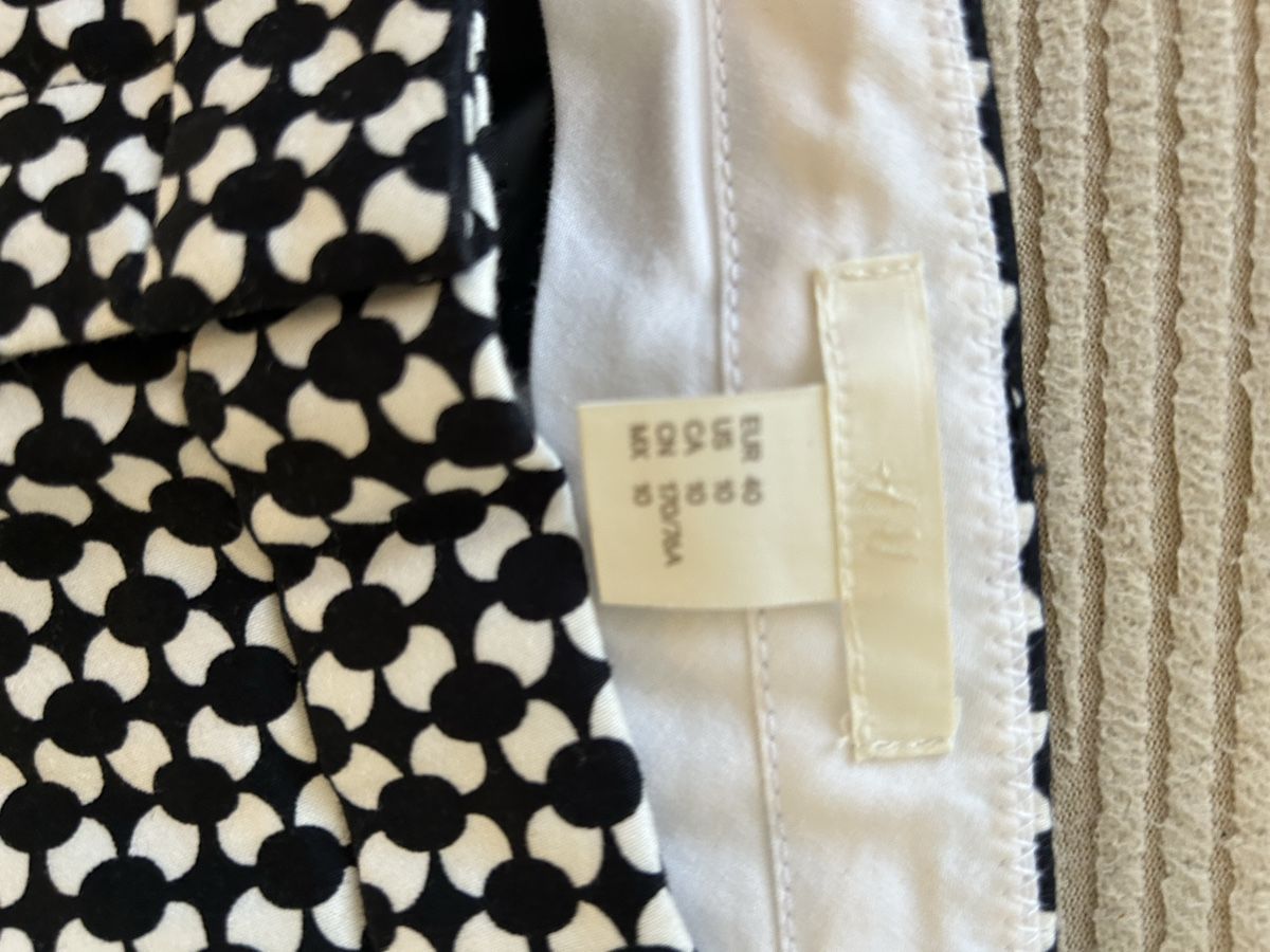 H&M Lotti di vestiti: Kleiderpaket Slacks Hosen Gr. 40 – Usato da Eglisau venduto da loumops 6