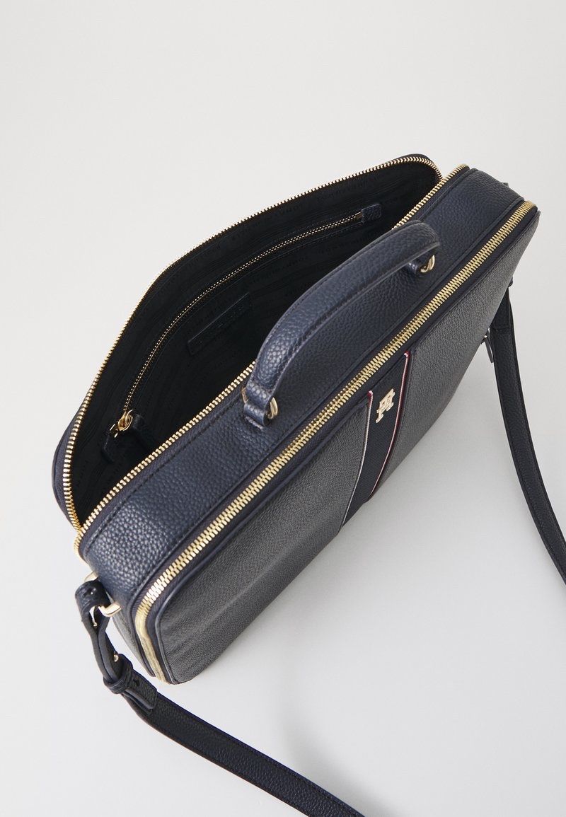 Tommy Hilfiger Borse da donna: Tommy Hilfiger Legacy Workbag Notebooktasche – Nuovo (secondo la descrizione) da Massagno venduto da Hillary 2
