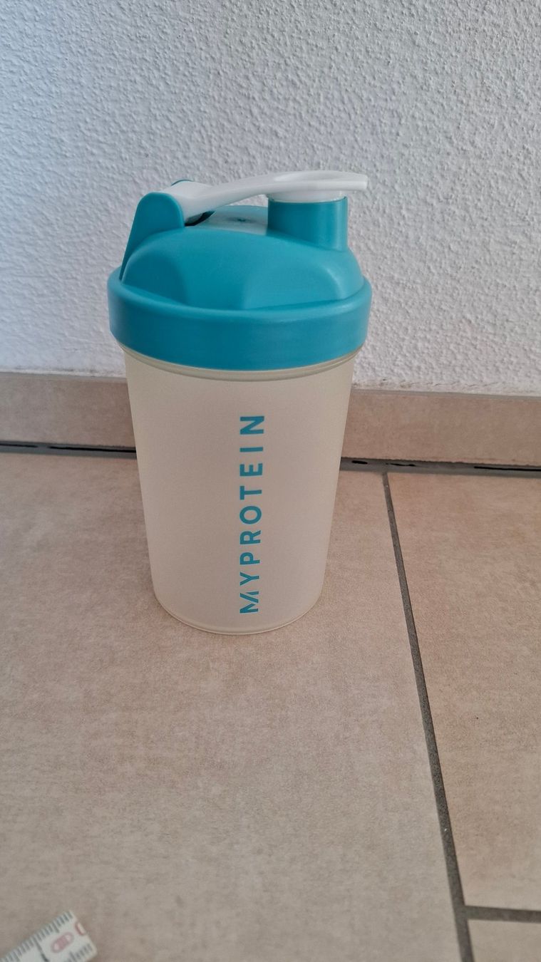 Borracce & Thermos: Myprotein Shaker – Usato da Rickenbach b. Wil venduto da Beautiful.Things