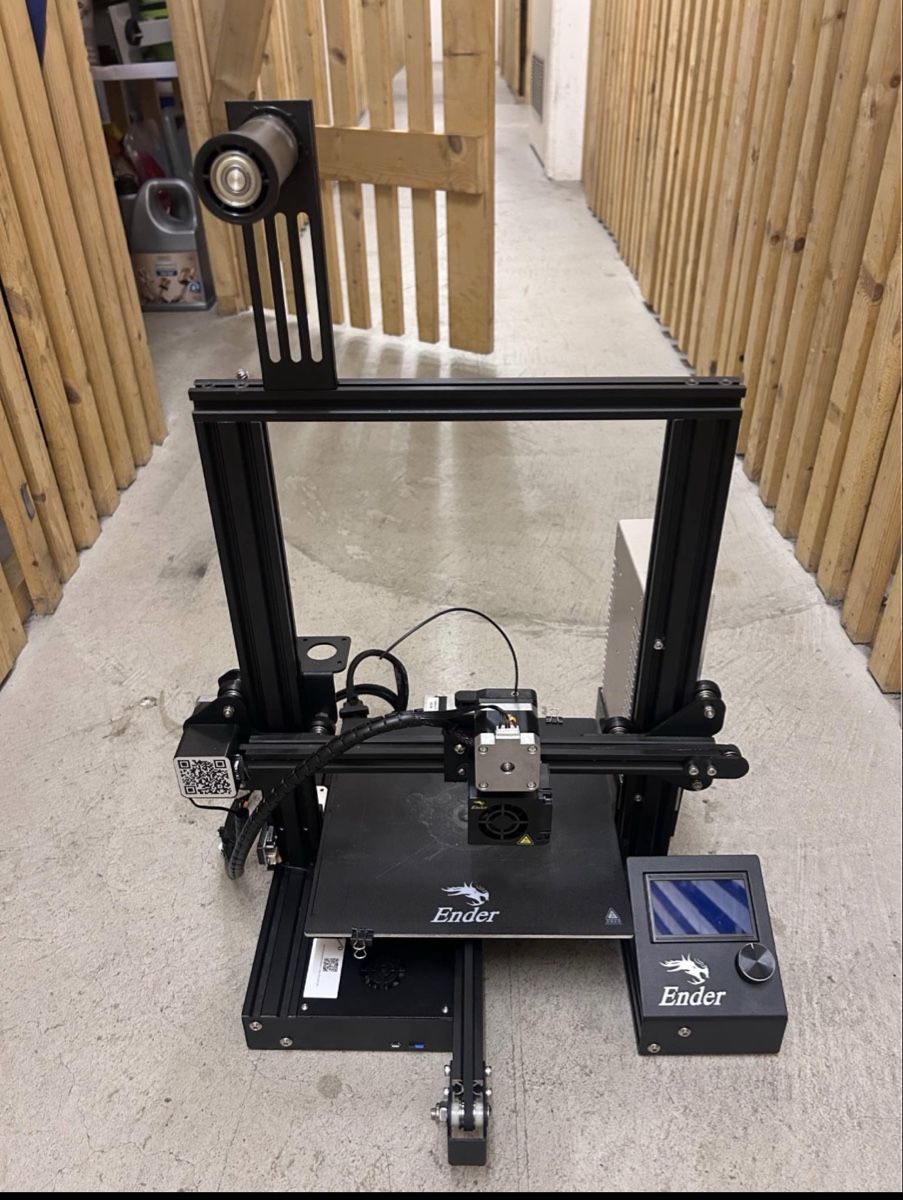 Creality 3D Drucker: 3D Drucker Creality Ender 3 – Gebraucht aus chur von LuisMartins