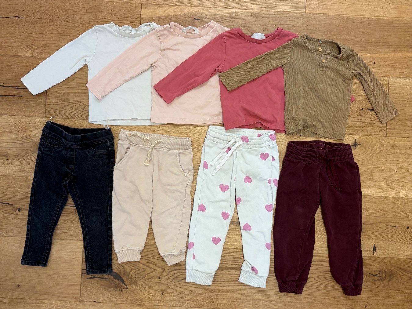 Ensembles coordonnés: 8-teiliges Kleiderpaket, Grösse 92 – D'occasion à Riedt b. Erlen par f.brown