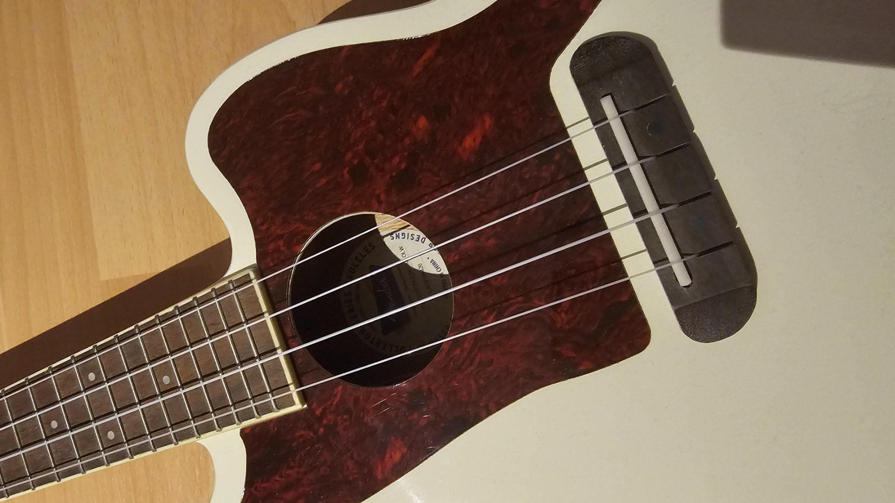 Fender Musikinstrumente: Fender Ukulele – Gebraucht aus Niedergösgen von leia.kupf00 4