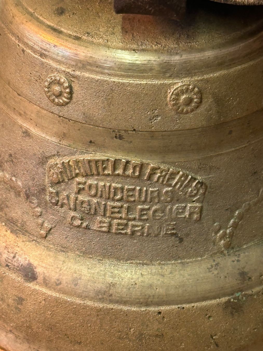 Campanacci mucche: Kuhglocke Saignelegier – Usato da Kandergrund venduto da honey-art_and_more 7