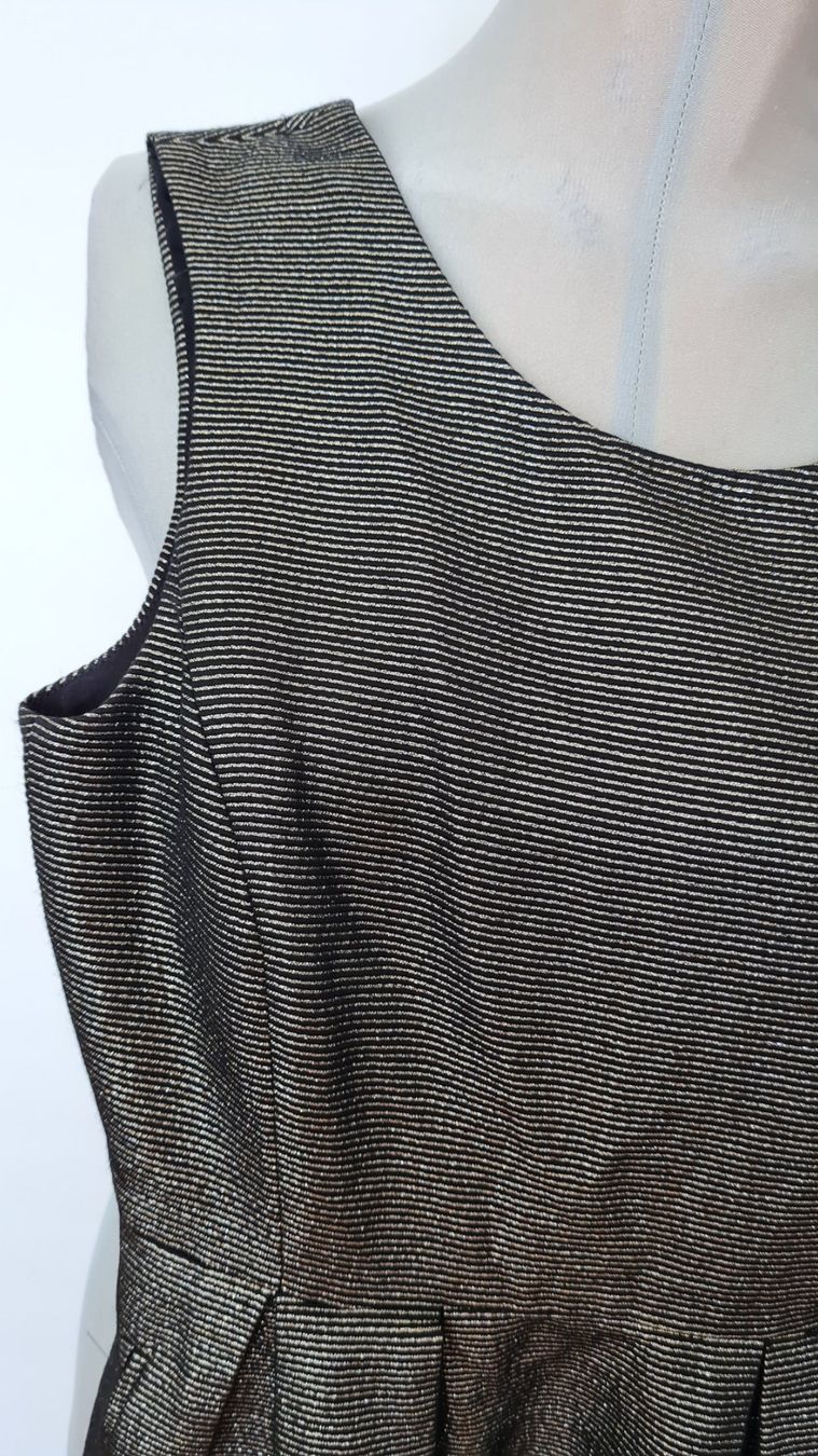 Claudie Pierlot Vestiti: Robe Claudie Pierlot taille 34 noire dorée – Usato da Payerne venduto da wardi11 1