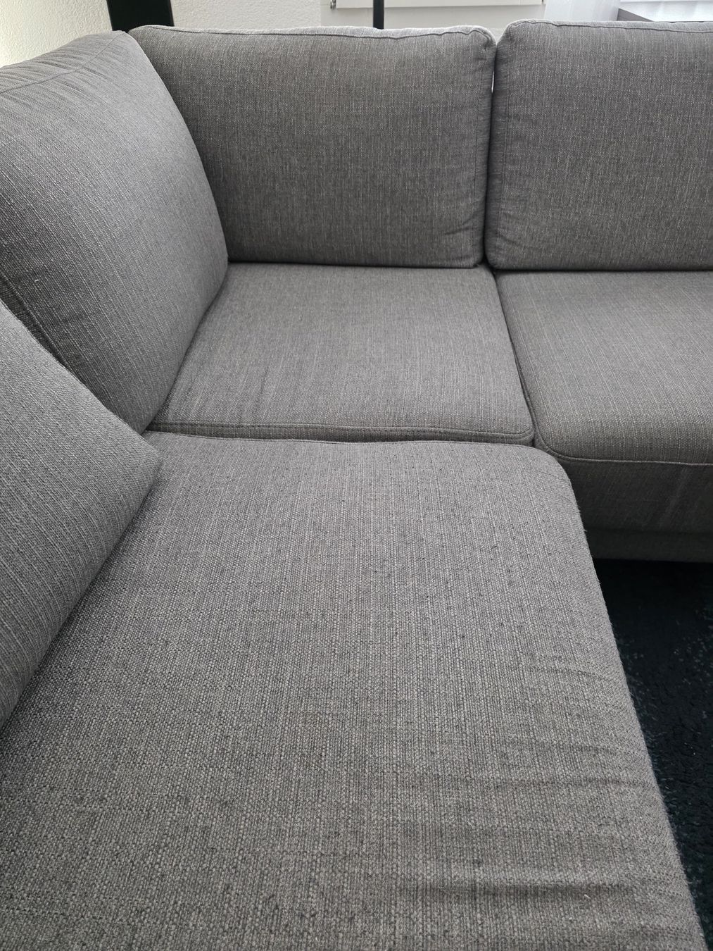 Sofas: Graues Stoff Sofa – D'occasion à Pfeffingen par tobsent 3