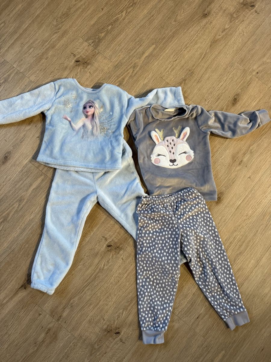 Lotti & Set di vestiti: Mädchen Kleiderpaket Gr. 98 Herbst/Winter – Usato da Wolfhalden venduto da marcap9427 2