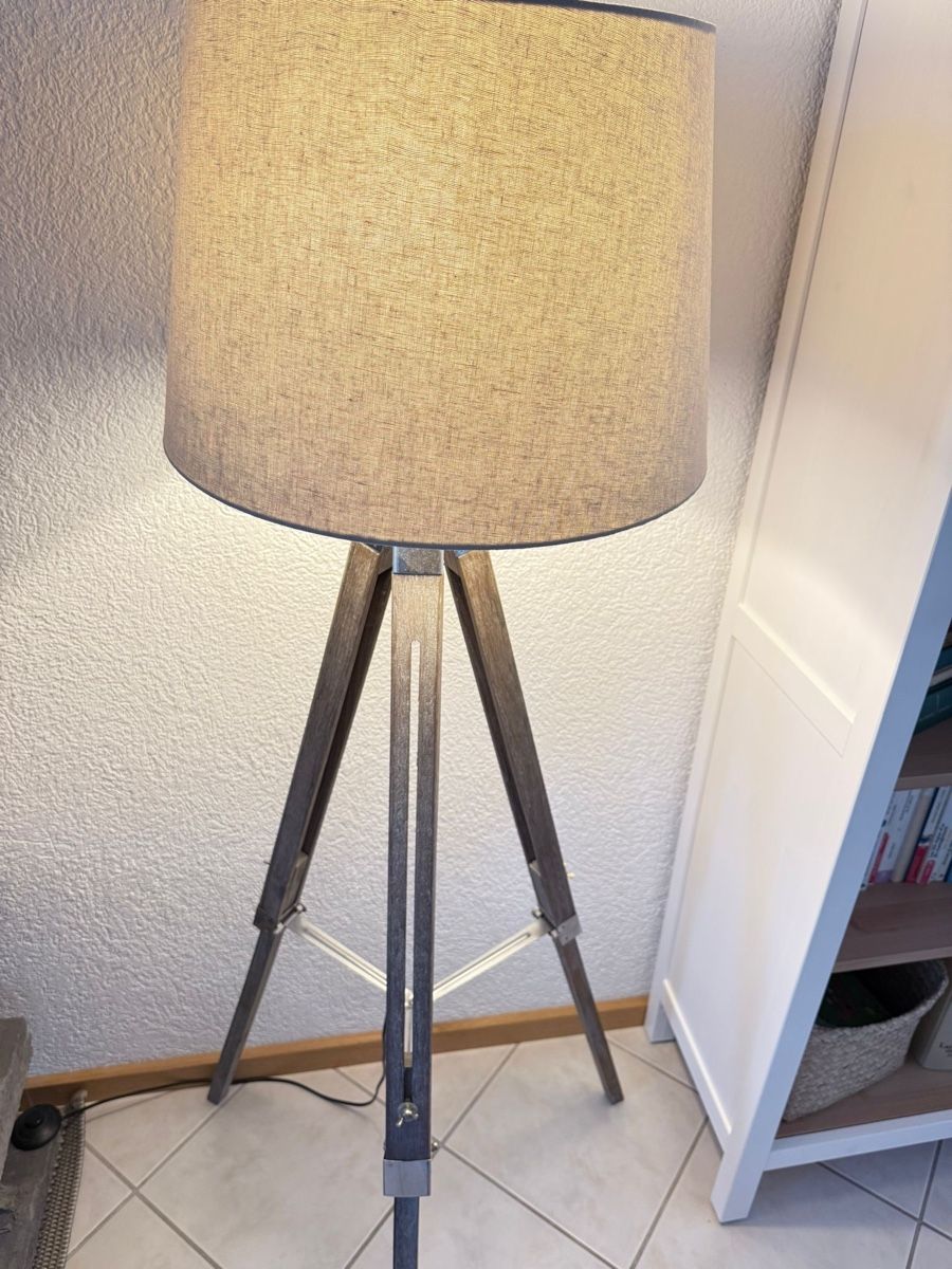 Lampade: Lampadaire style industriel – Usato da Biel/Bienne venduto da AlexanderG81 1