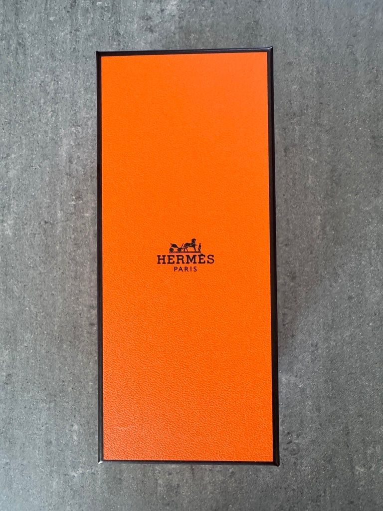 Hermès Portagioie: Hermès Box mit Staubbeutel - Luxus Verpackung / Geschenkbox – Nuovo e nell'imballaggio originale da Zürich venduto da Alot16 3