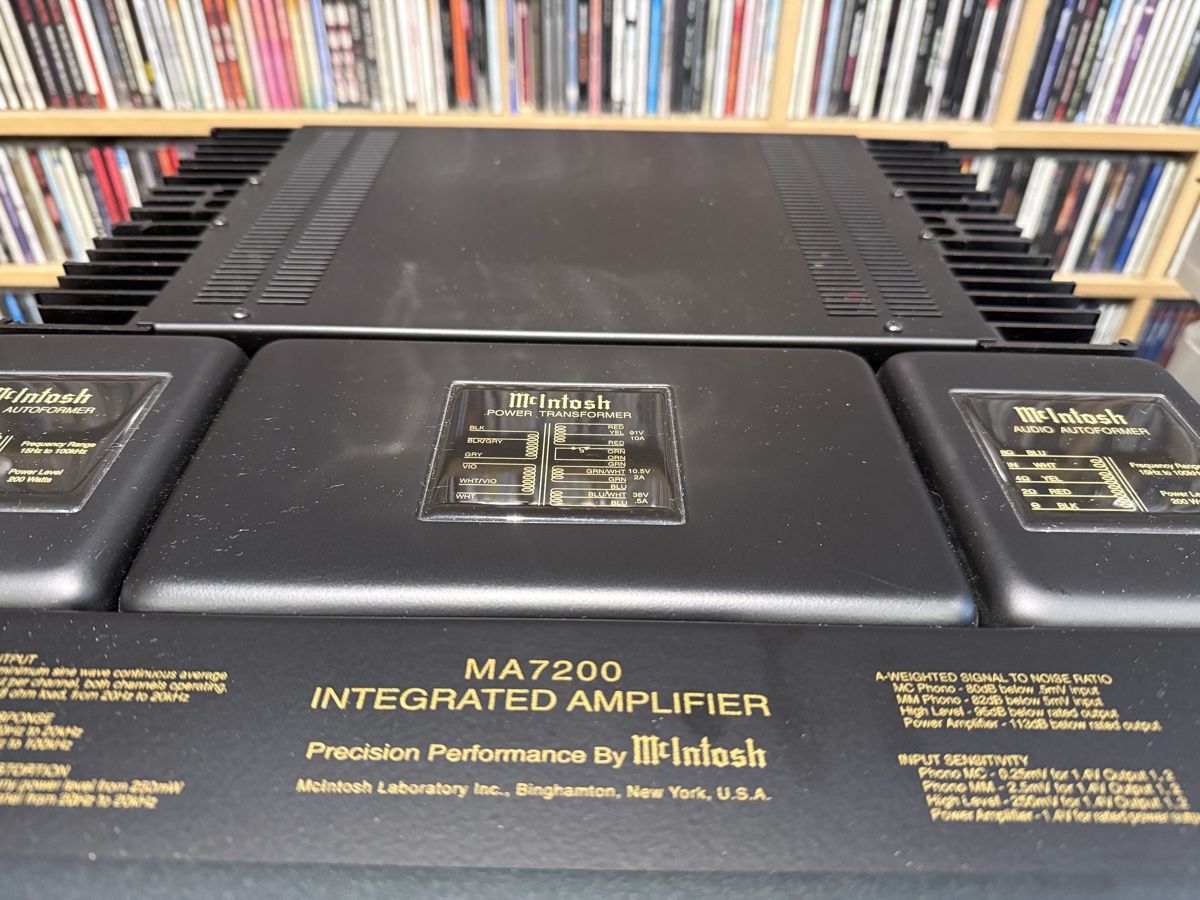 McIntosh Verstärker: McIntosh MA7200 Integrated Amplifier, wie neu – Gebraucht aus dietlikon von avspalinger 1