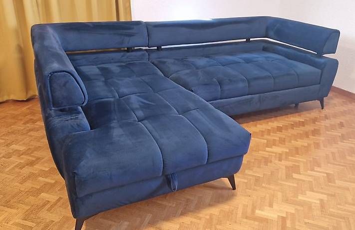 Sofas: Grosses Ecksofa/Schlafsofa mit Doppelbett /Stauraum  – Gebraucht aus Wildegg von je__9f6k 1