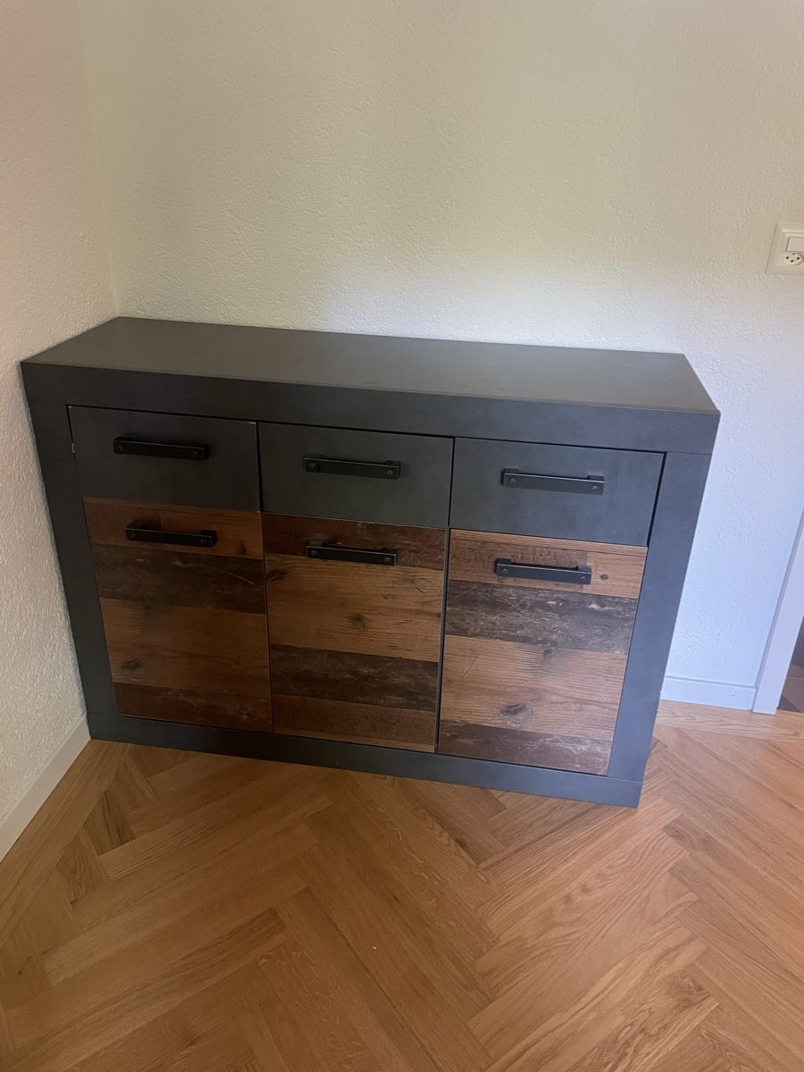Cassettiere: Sideboard  – Usato da Bern venduto da adr_7vkd 1