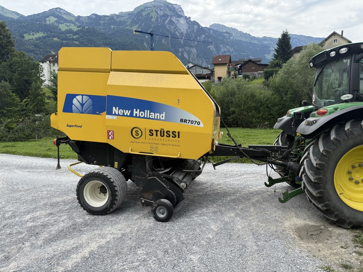 New Holland Tutte le macchine: New Holland Presse BR 7070 – Usato da Riedern venduto da bea_5tf5 1