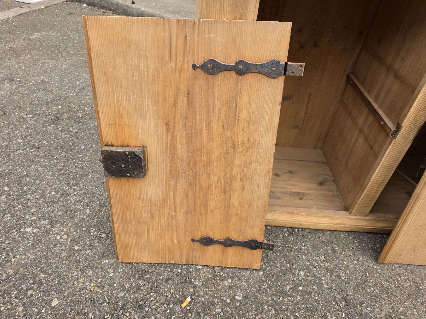 Cassettiere: Antike Kommode/Anrichte  mit 2 Türen🚪 – Usato da Mettlen venduto da elios0888 9