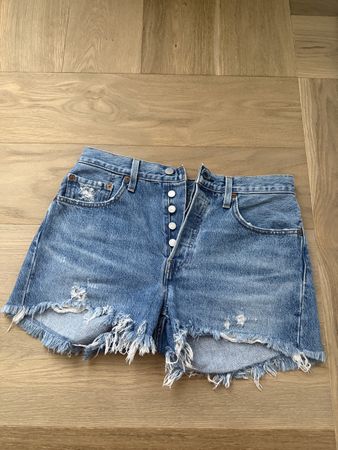 Levi‘s shorts 27 neu