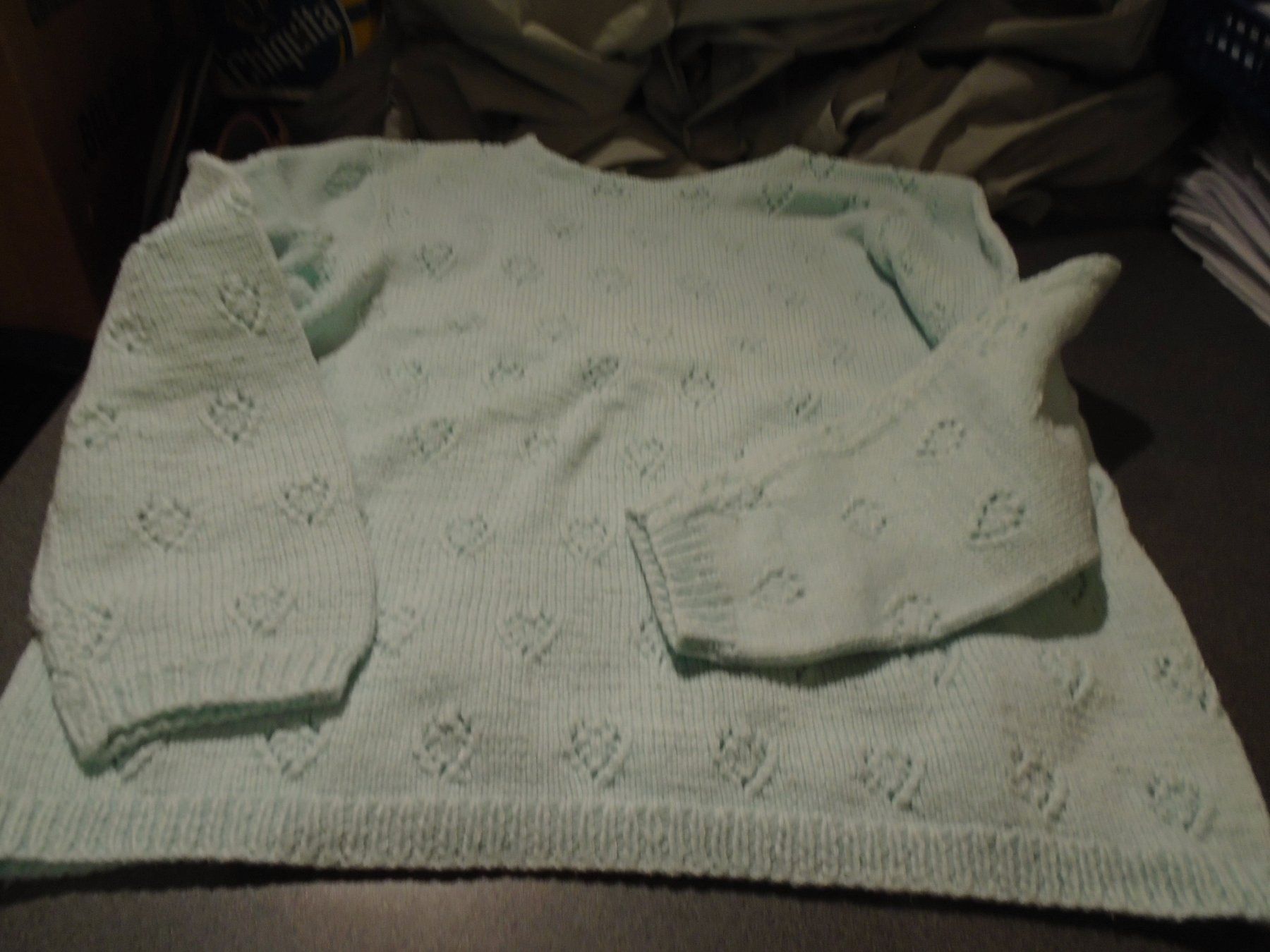 Pullover & Sweatshirts: Pullover ca. Grösse S, hellblau / Tropfenmuster – Gebraucht aus Zürich von abraxas1291