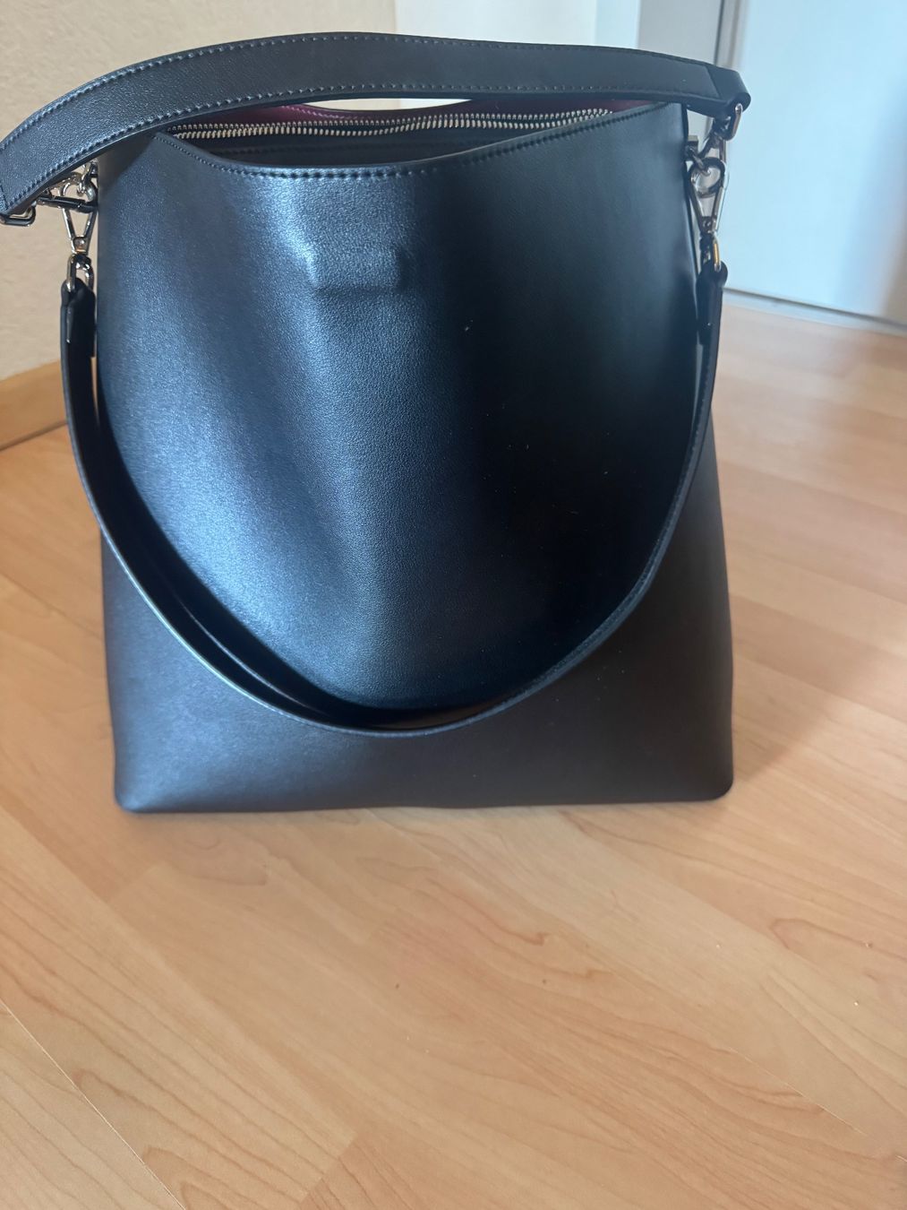 Borse da donna: Borsa a spalla nera per computer – Usato da Rubigen venduto da fed_w2zp