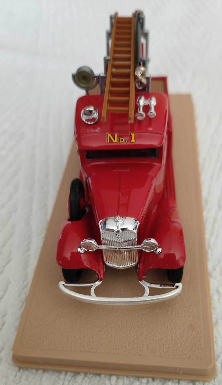 Modellini d'auto: Feuerwehr Auto – Nuovo (secondo la descrizione) da Luzern venduto da Luzern_Energy 4