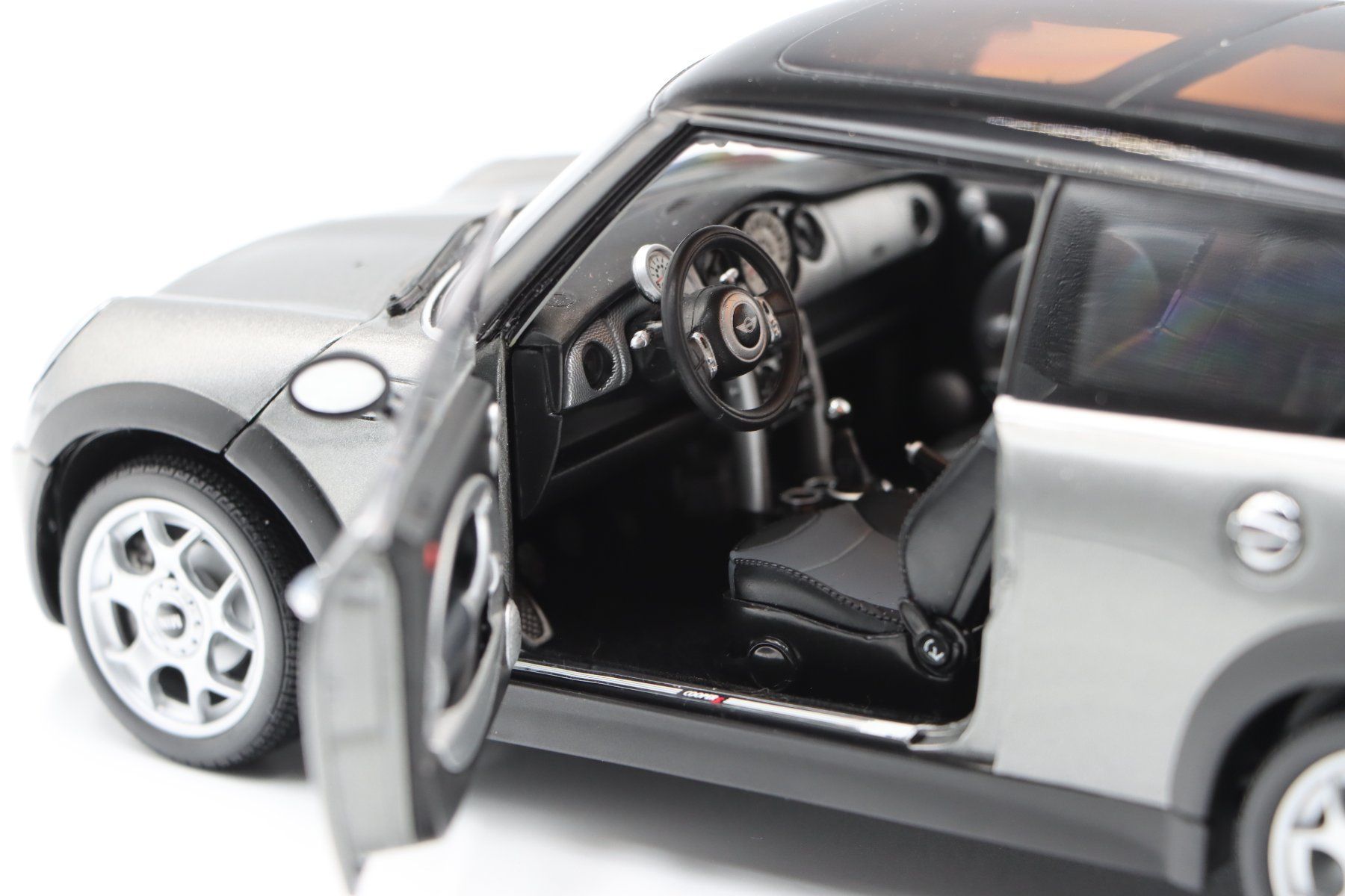 Cooper Modellautos: Mini Cooper S 2002 1:18 Kyosho – Neu (gemäss Beschreibung) aus Bühl b.Aarberg von modelldiecast 7