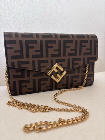 Fendi Bag - Fendi sac à bandoulière en cuire