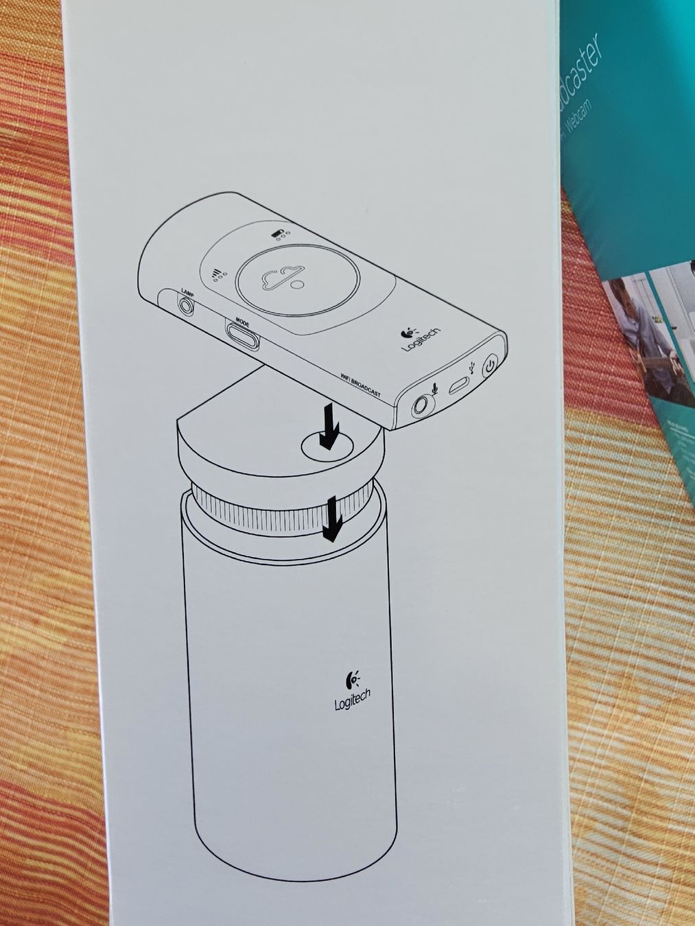 Logitech Webcam: Logitech Broadcaster WiFi Webcam - Excellent Condition! – Usato da Zug venduto da Andkur1971 1
