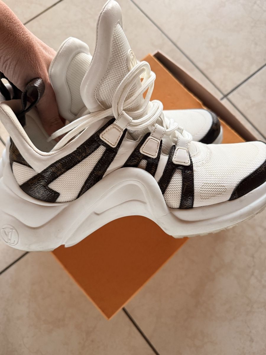 Louis Vuitton Chaussures femmes: Louis Vuitton – D'occasion à Vétroz par cais 4