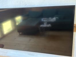 TV Samsung „The Frame“ 75“ DEFEKT