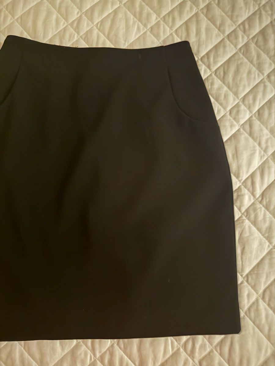 H&M Röcke: Schwarzer Minirock von H&M, Grösse 34 – Neu (gemäss Beschreibung) aus Jona von Prada1969 1