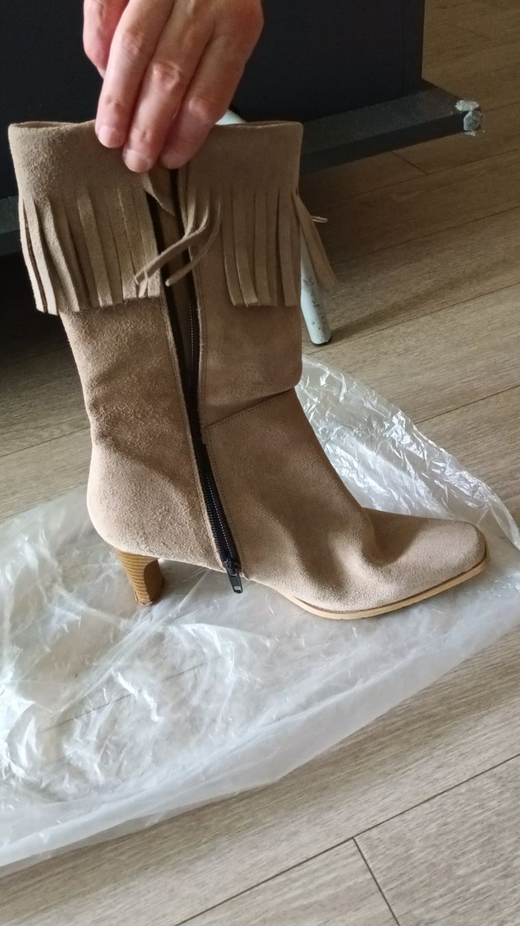 Scarpe da donna: Bottes – Usato da Chêne-Bougeries venduto da FamilleGanev