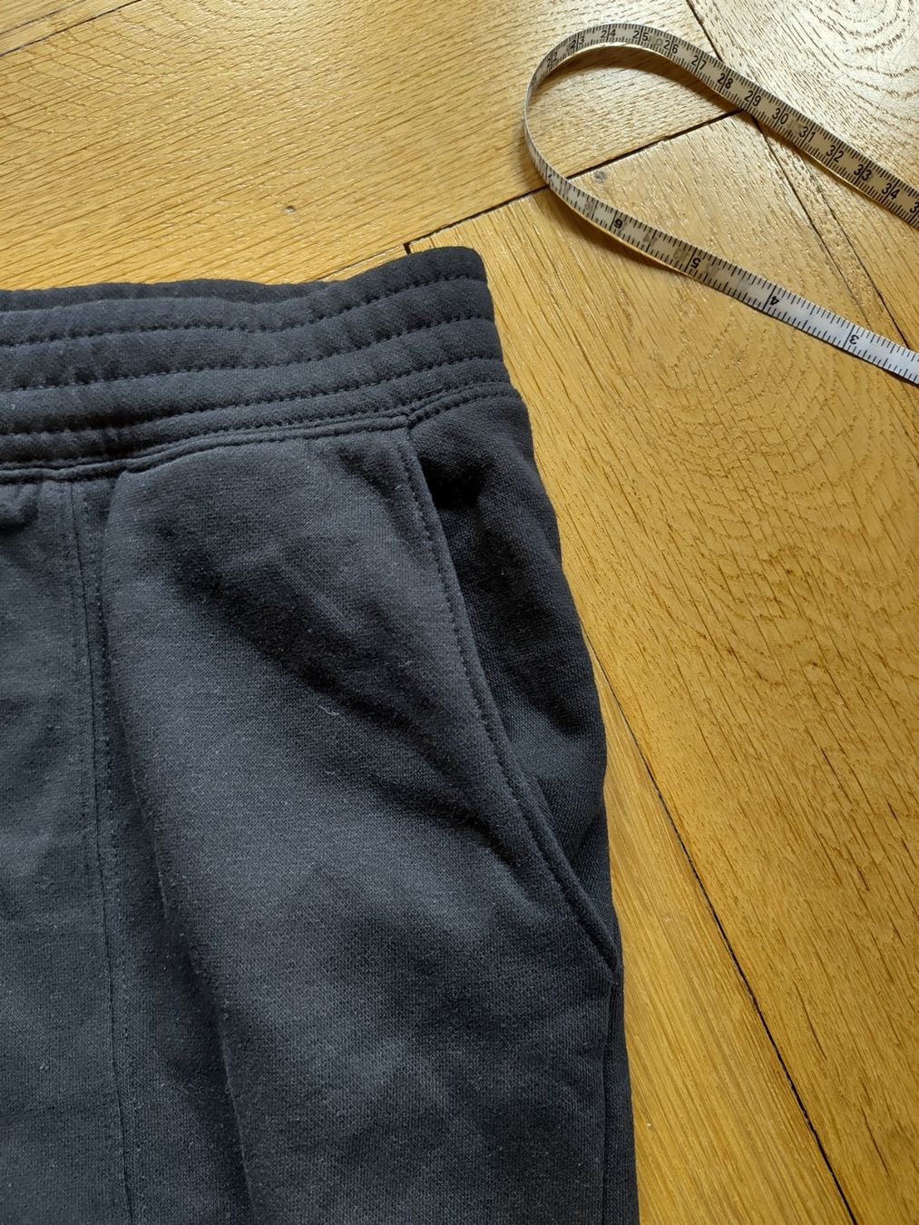 H&M Pantaloni: Jogginghose – Usato da Bern venduto da Linii 4
