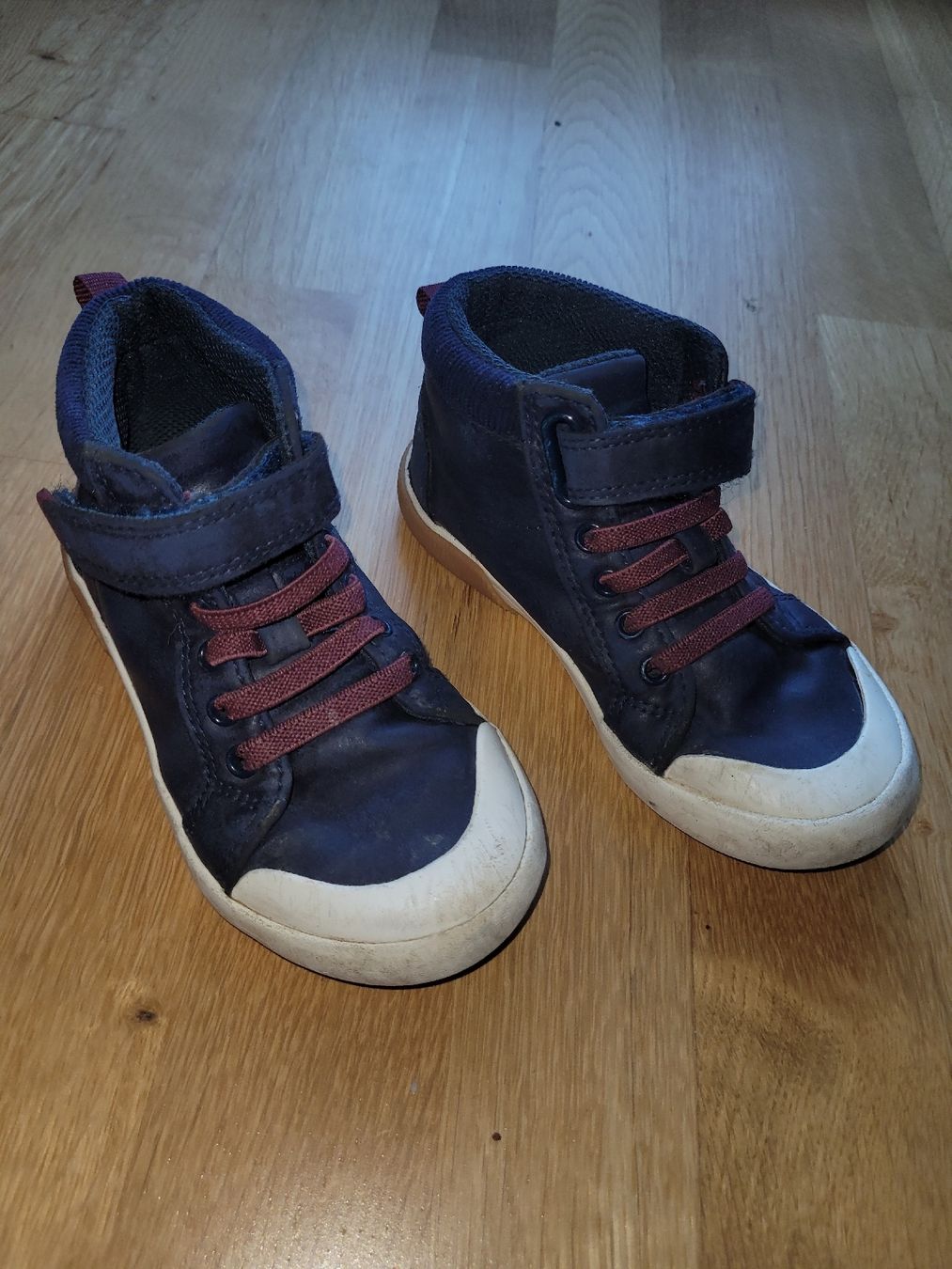 Vertbaudet Scarpe per ragazzi: Sneakers hoch, vertbaudet, Gr. 26 – Usato da Biel/Bienne venduto da Aare5