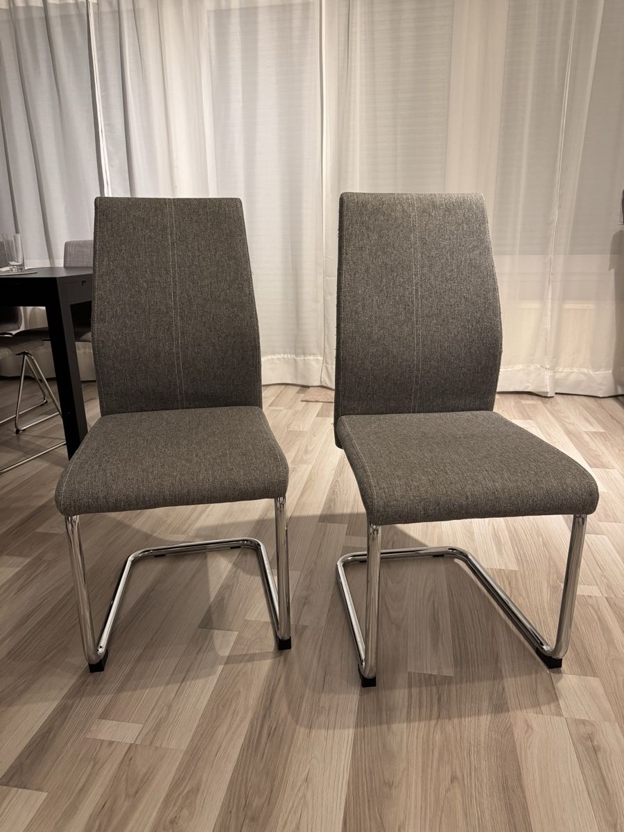 Sedie: Chaises grises🪑 – Usato da Prangins venduto da Soukette