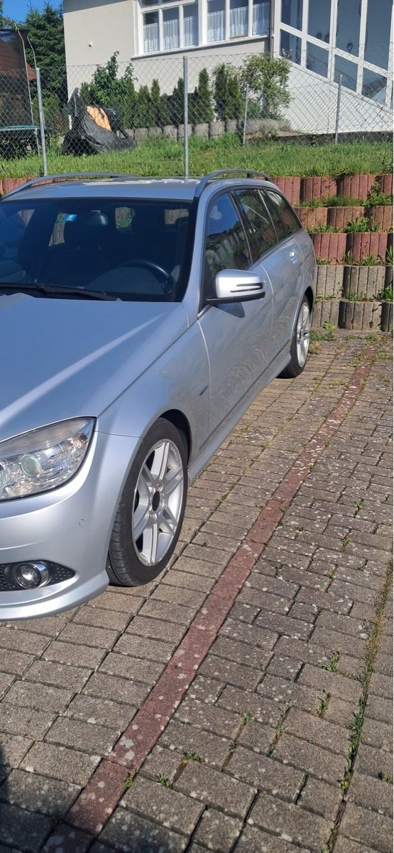 Mercedes-Benz Autos: Mercedes-Benz C 200 CGI T – D'occasion à Oftringen par markmanyak98 1