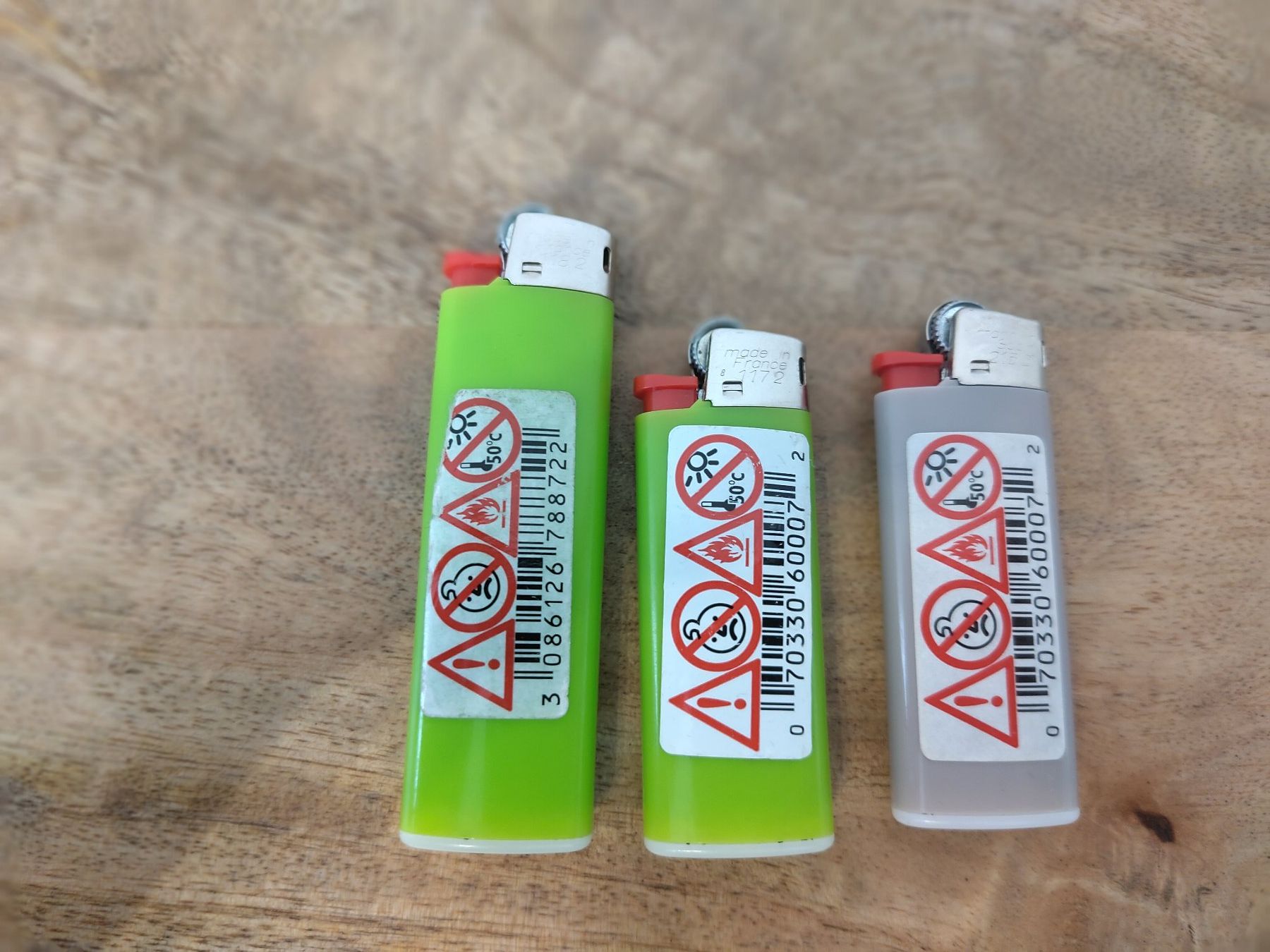Bic Accendini: 3 BIC Feuerzeuge – Nuovo (secondo la descrizione) da Wangen SZ venduto da scherpa1 2