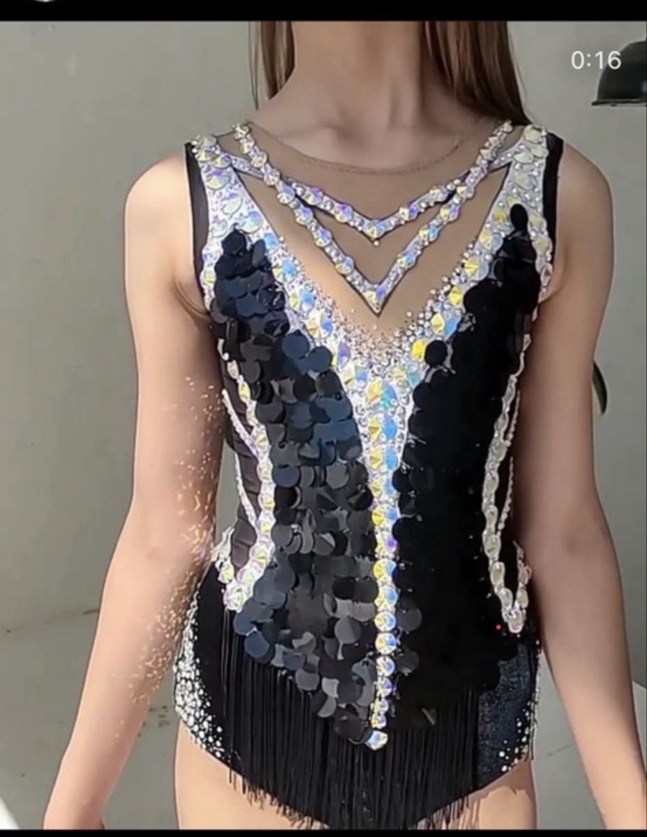 Costumes: Rhythmic gymnastics leotard – D'occasion à Wallisellen par BigRick