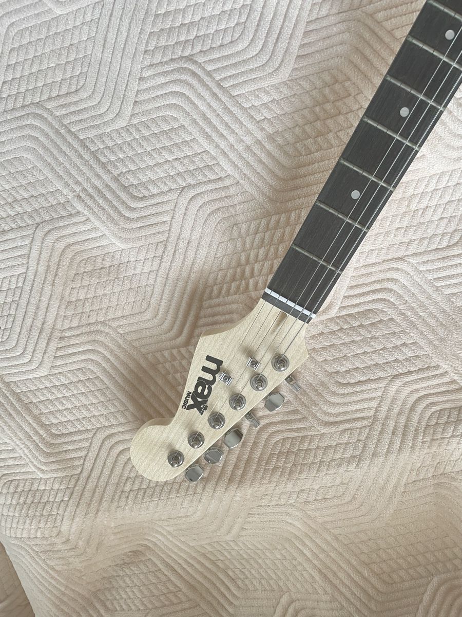Musikinstrumente: E-Gitarre  – Gebraucht aus Trimbach von ViktoriaCzene 1