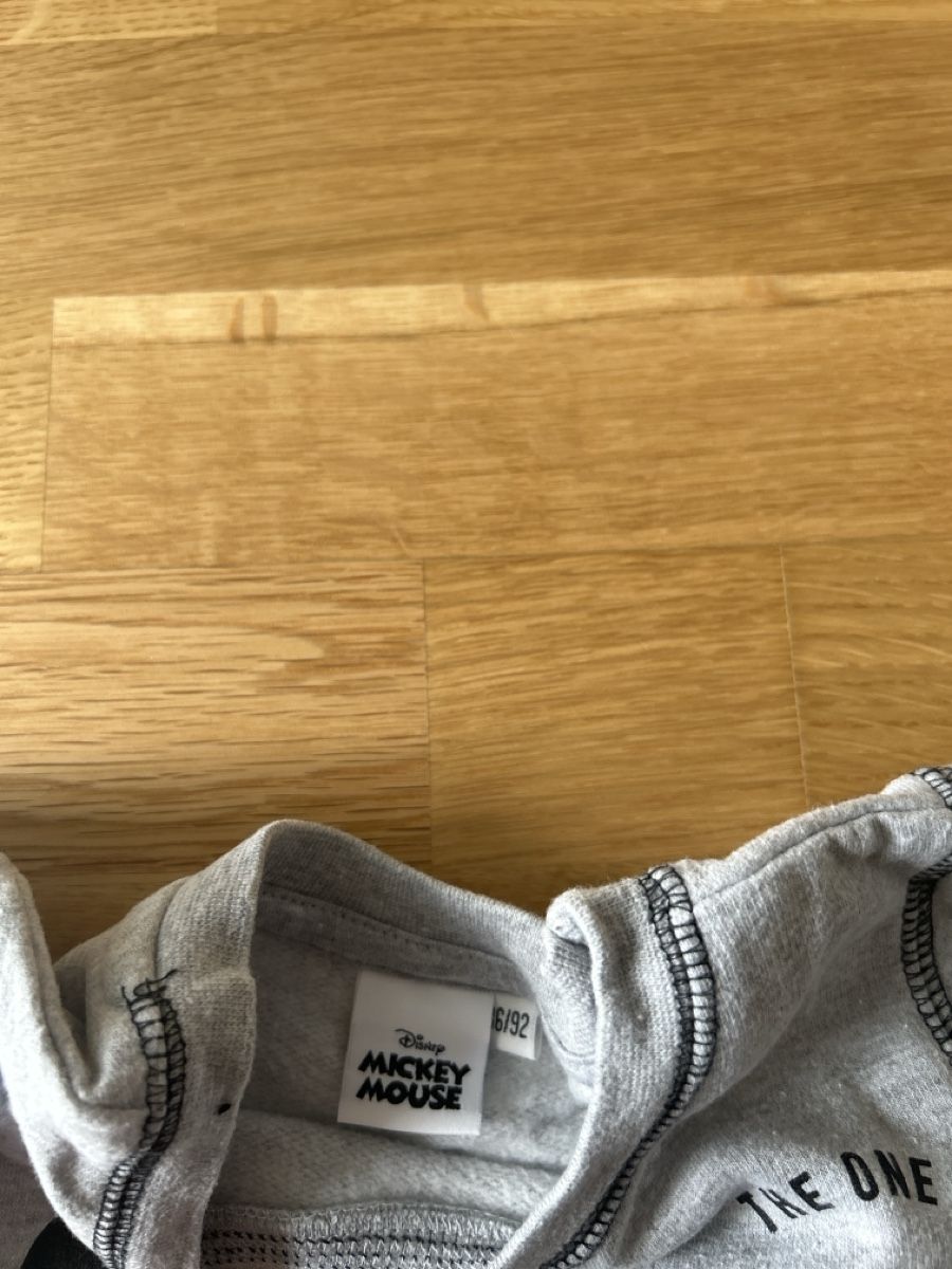 Maglioni & Felpe: Grauer Mickey Mouse Pullover, Grösse 86 - Top Zustand! – Usato da Kaiseraugst venduto da Baum_12 1
