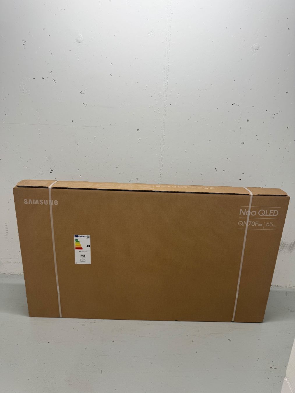 Televisori: Samsung QLED 65 Orginal verpackt – Nuovo e nell'imballaggio originale da Pieterlen venduto da diad02