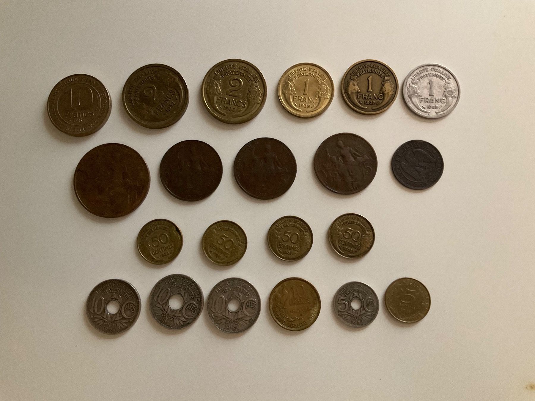 Tutti le monete: Monnaie de France – Usato da Carouge GE venduto da Petronille5