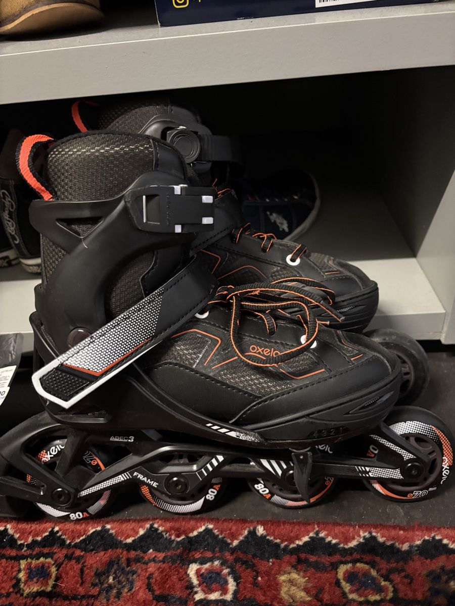 Decathlon Pattini in linea & Pattini a rotelle: Top Oxelo Inlineskates Gr. 32-33 – Nuovo (secondo la descrizione) da Wangen ZH venduto da tel_gxb5