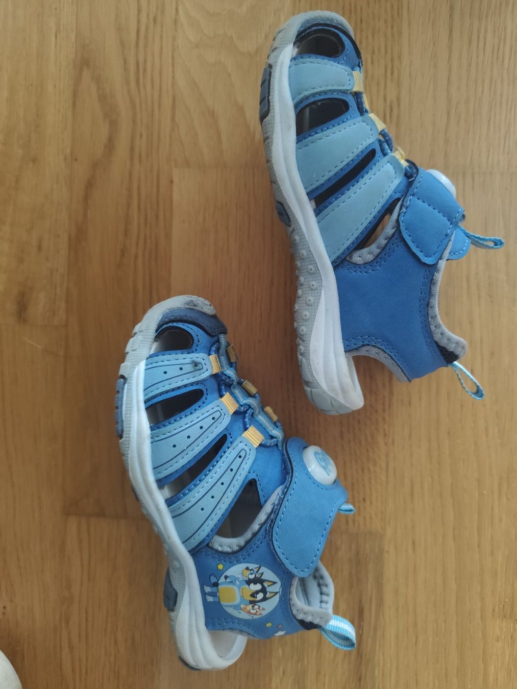 Scarpe per ragazzi: Bluey Sandalen, Grösse 25 – Usato da Kreuzlingen venduto da sar_8c26 1