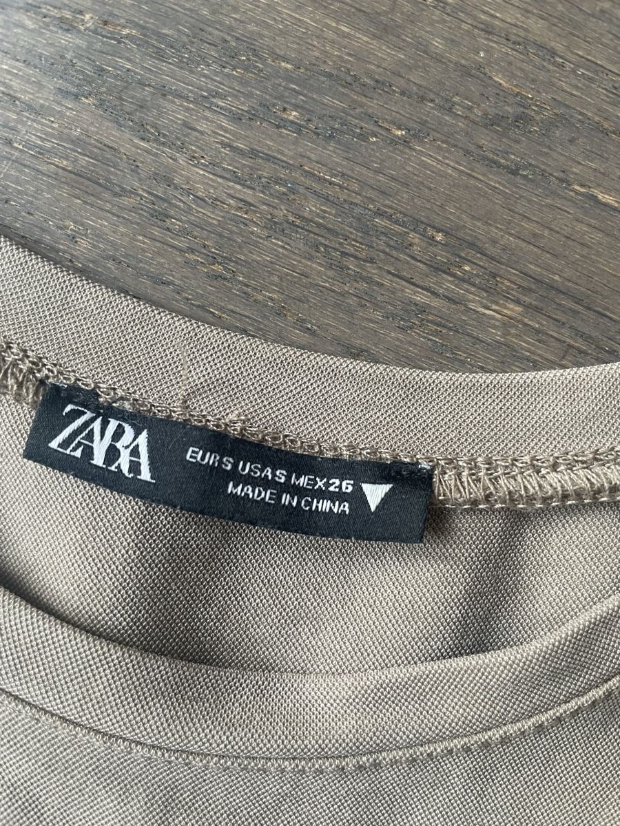 Zara T-Shirts: T-shirt Zara beige S – Gebraucht aus gland von Moral 1