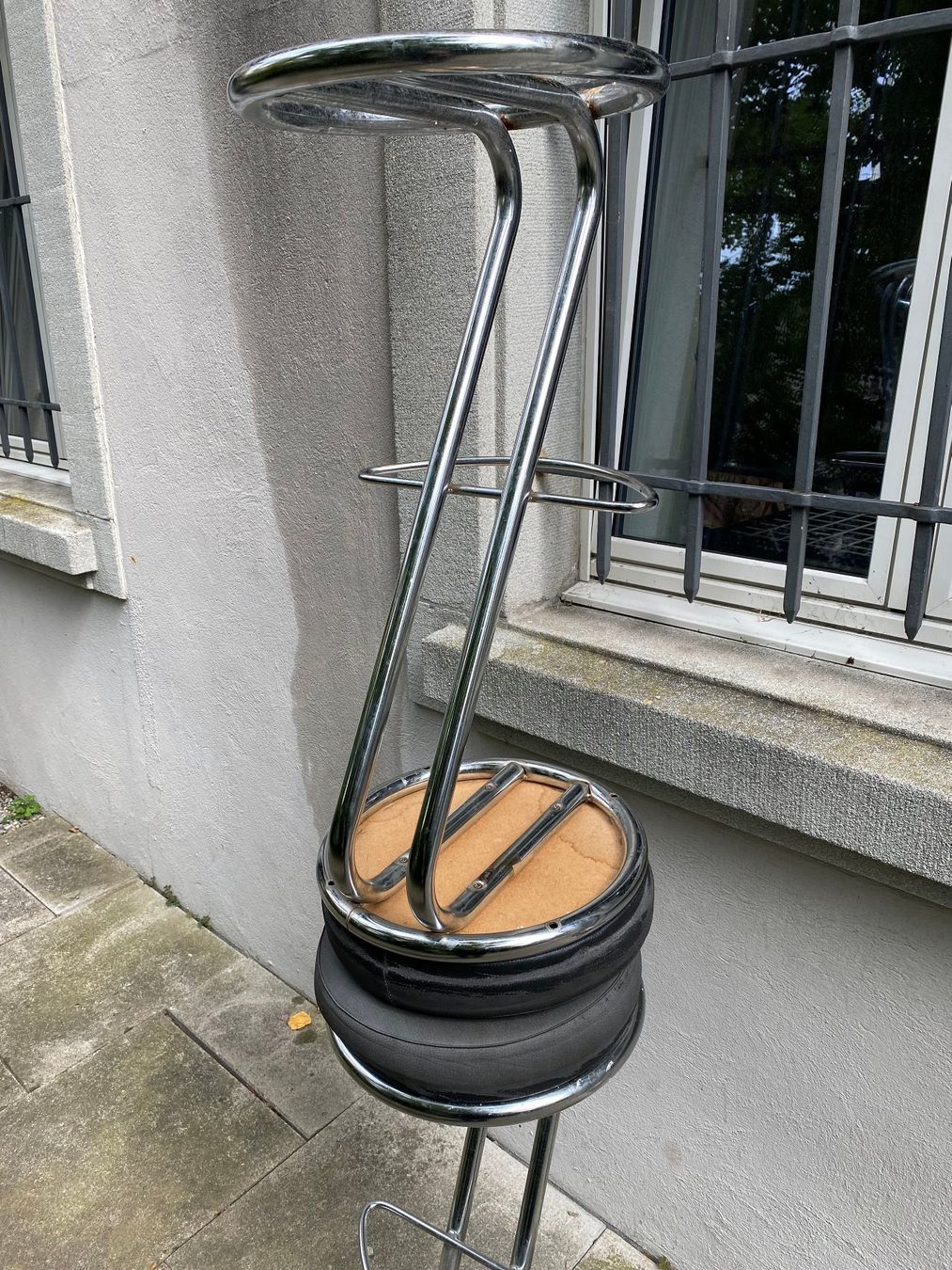 Hocker: Metall Barhocker – Gebraucht aus Zürich von Pyramid1 3