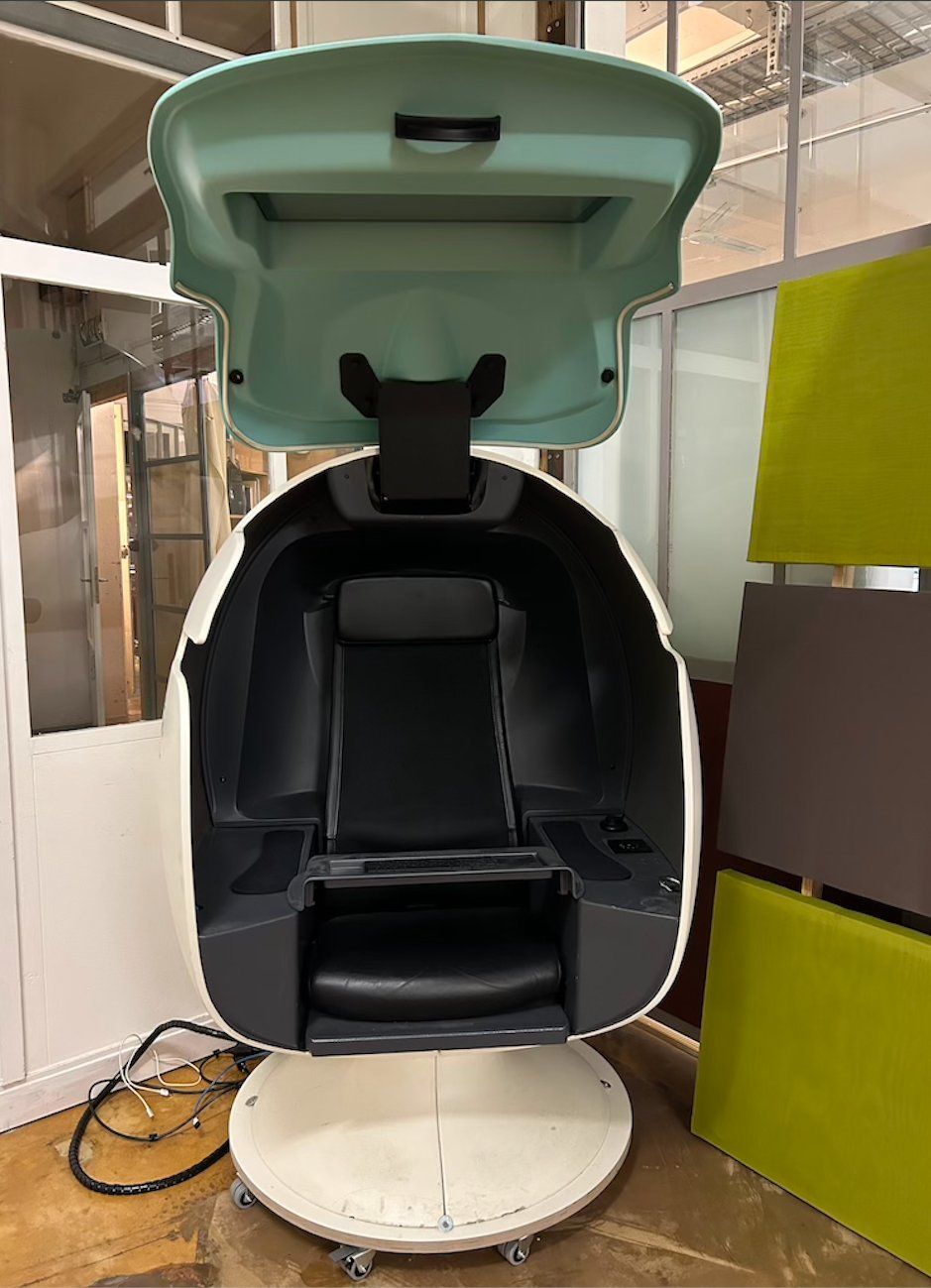 Poltrone: E-bulle - Fauteuil immersif by LEET Design - Prix bradé – Usato da Lausanne venduto da aud_88kc