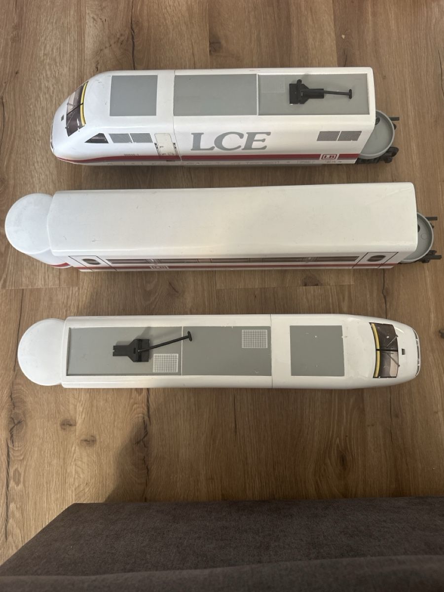 LGB Trains électriques: LCE Zugmodel mit LB Logo Modellbahn 3-teilig – D'occasion à Mörschwil par Alrud99 1