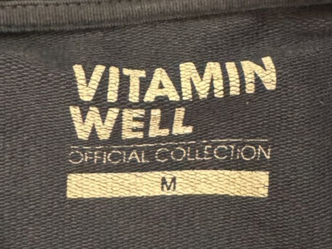 Jacken: VITAMINWELL Jogging Jacke mit Kapuze  - Gr. M – Gebraucht aus Maienfeld von Fashion_2009 2