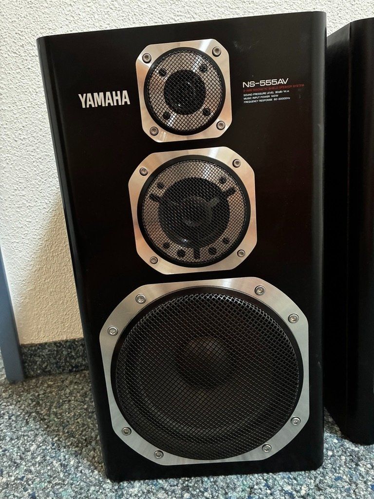 Yamaha Lautsprecher: YAMAHA Lautsprecher NS-555AV Paar – Gebraucht aus Hermetschwil-Staff von sch_z9nc 1
