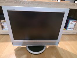 Samsung SyncMaster 940MW