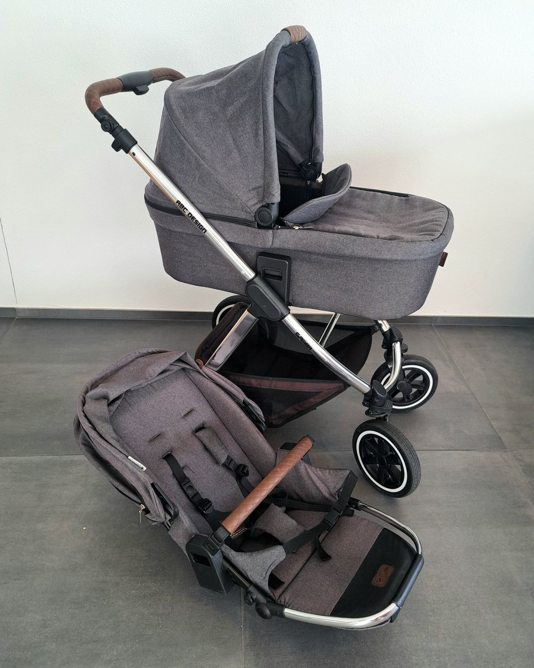 ABC Design Carrozzine: Kinderwagen ABC Design SAMBA mit Zubehör, guter Zustand – Usato da Hämikon venduto da Paganini 2